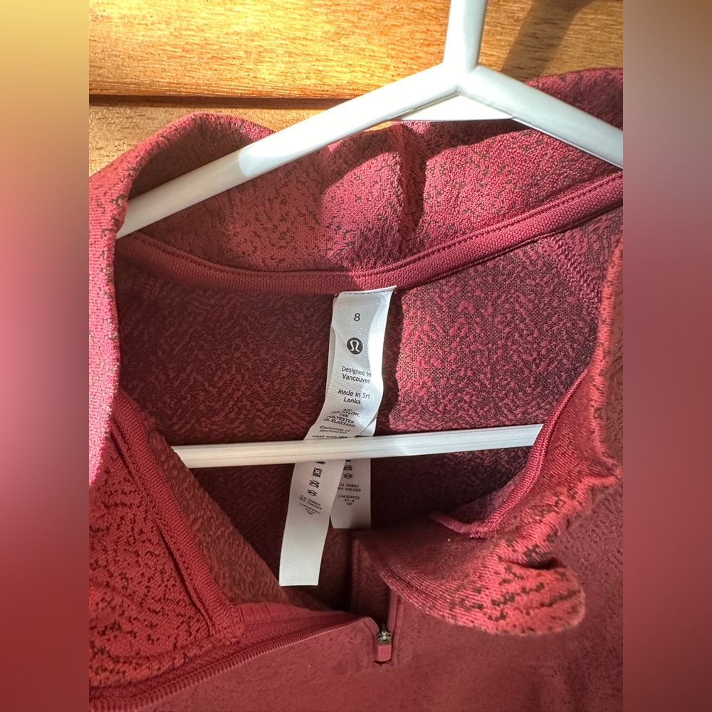 lululemon cropped half zip - Picture 3 of 5